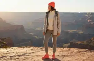 8 Hiking Outfits Women Choose for Scenic Views That Wow