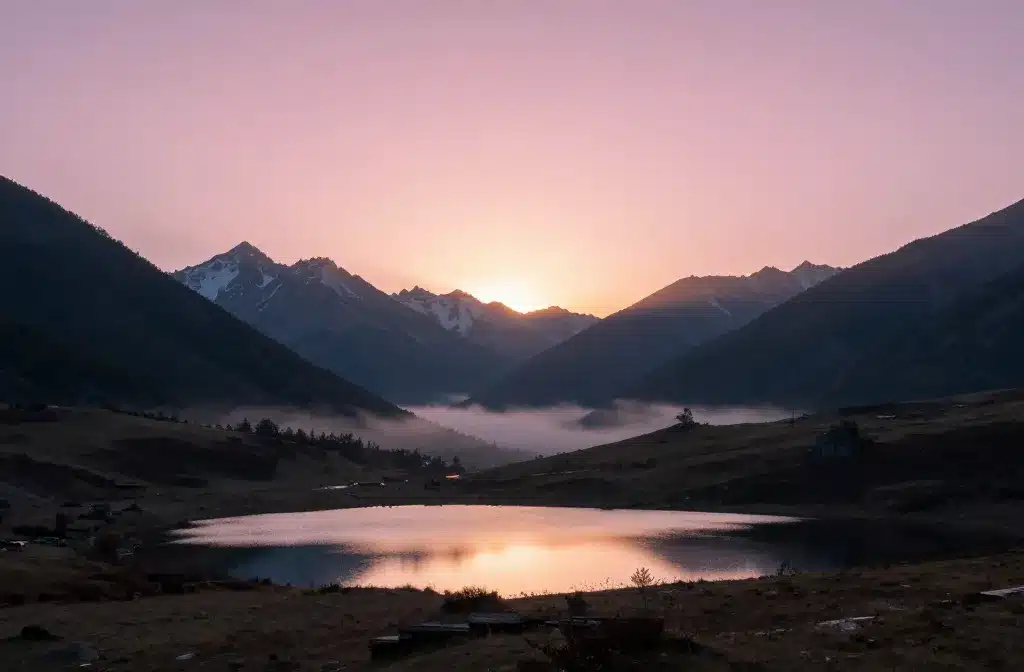 10 High Country Beauty Locations with Stunning Sunrise Views: Dawn Edition
