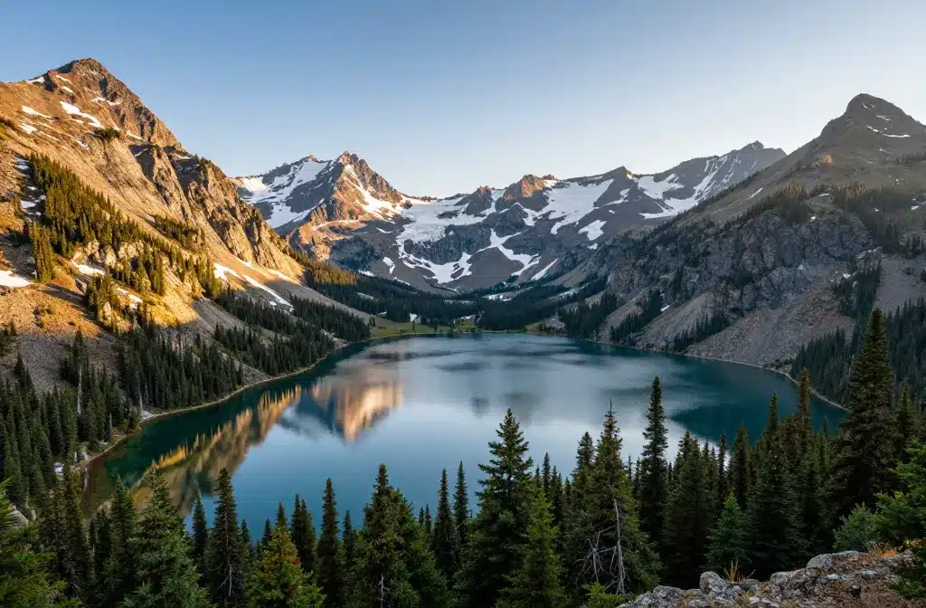 8 Beautiful Landscape Camping Spots Worth Traveling for — Must-See Trails